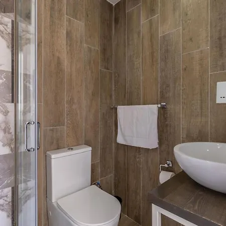 Penthouse 51 With Side Sea Views At The Olo Living * Saint Julian's