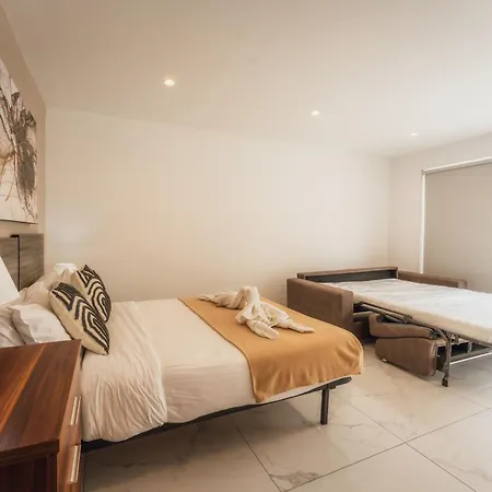 Cozy Penthouse In The Heart Of Paceville With Seaview - Olo Living By Sf Homes דירה Saint Julian's