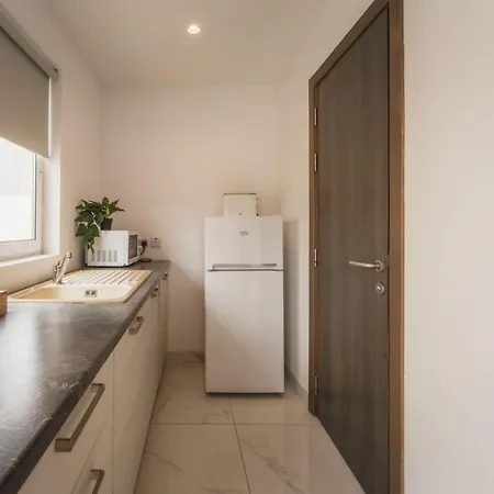 Cozy Penthouse In The Heart Of Paceville With Seaview - Olo Living By Sf Homes * Saint Julian's