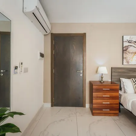 Apartament Cozy Penthouse In The Heart Of Paceville With Seaview - Olo Living By Sf Homes